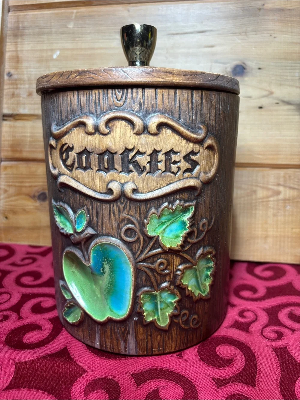 Vintage Treasure Craft Ceramic Cookie Jar – Faux Wood Grain Barrel Design